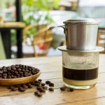 Kawa z Wietnamu — jak smakuje robusta i jak przygotować kawę po wietnamsku?